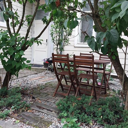 Remontoitu Asunto Vanhassa Talossa - Renovated Apartment At The Heart Of Turku Bagian luar foto