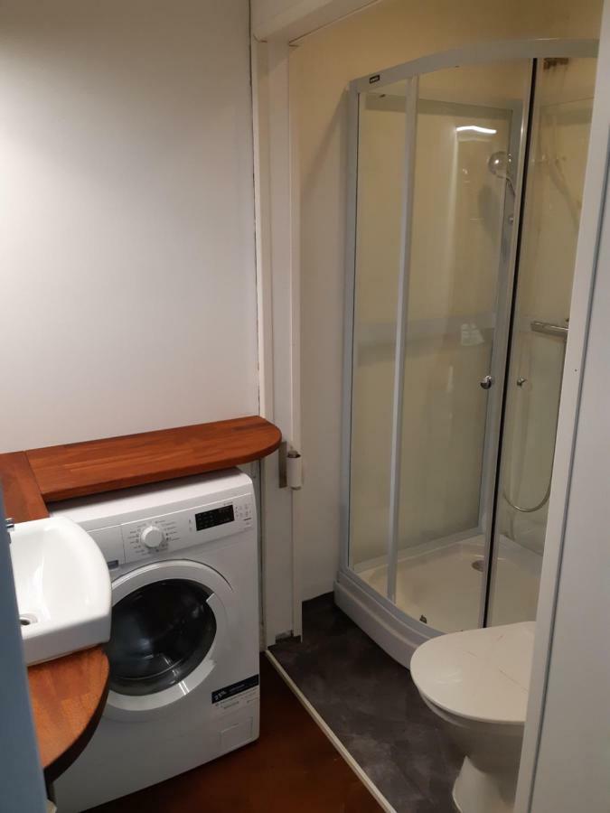Remontoitu Asunto Vanhassa Talossa - Renovated Apartment At The Heart Of Turku Bagian luar foto